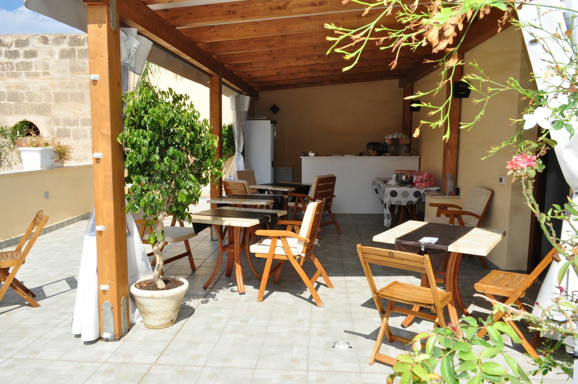 Rooms And Breakfast Zefiro San Vito Lo Capo Exterior photo